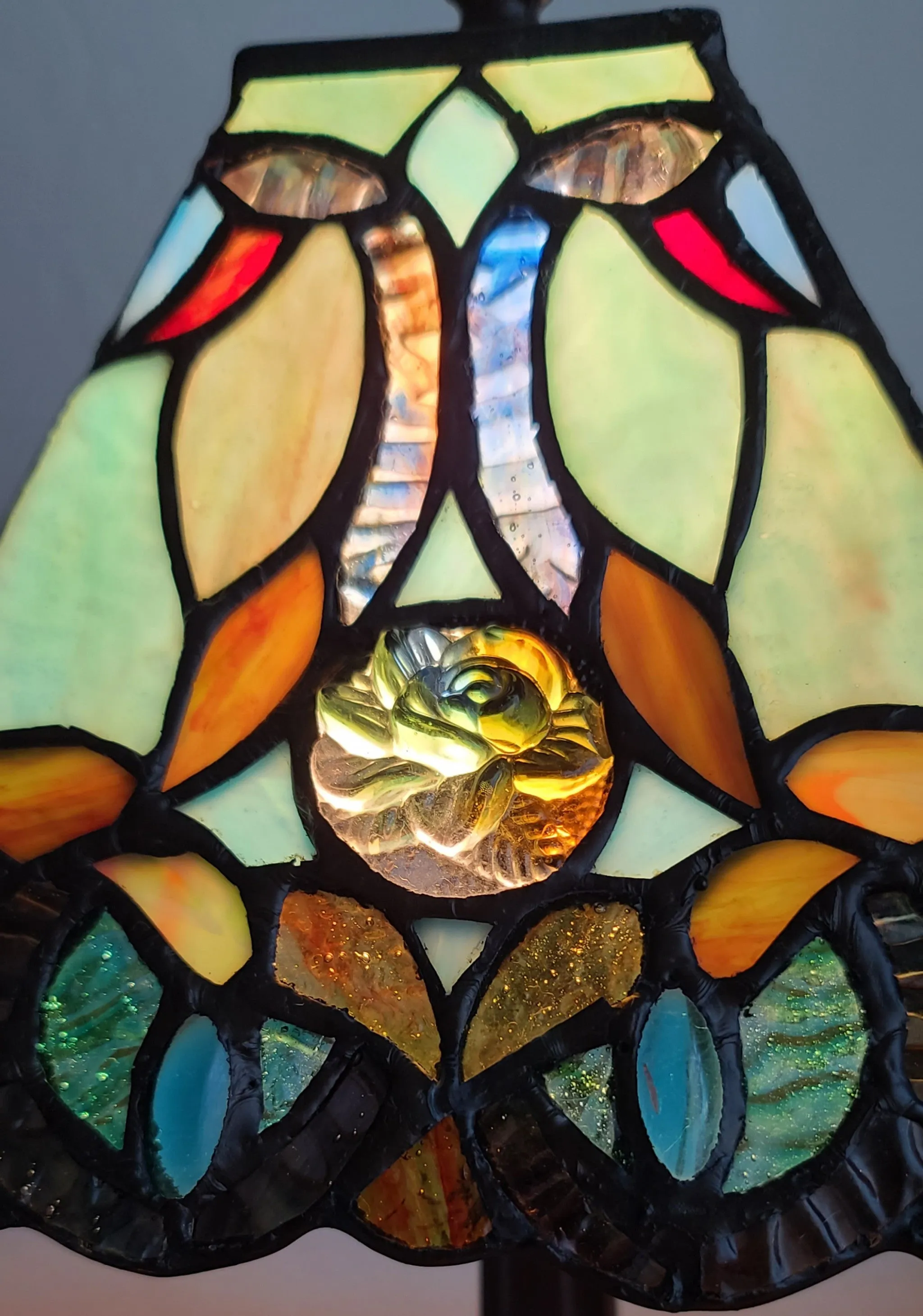 15" Tiffany Style Vintage Abstract Teal Table Lamp By Homeroots