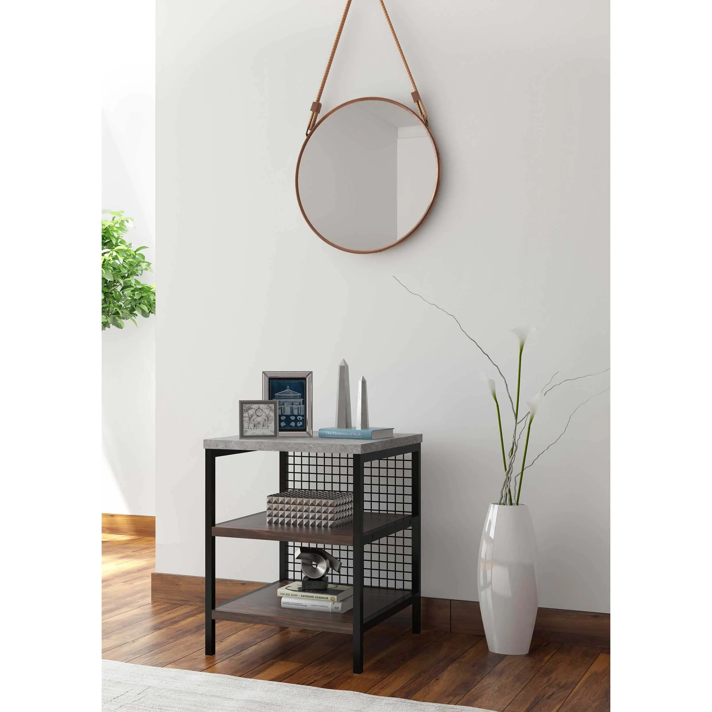 19" Round Mirror with Hanging Rope - Gild Alias Wall Mirror