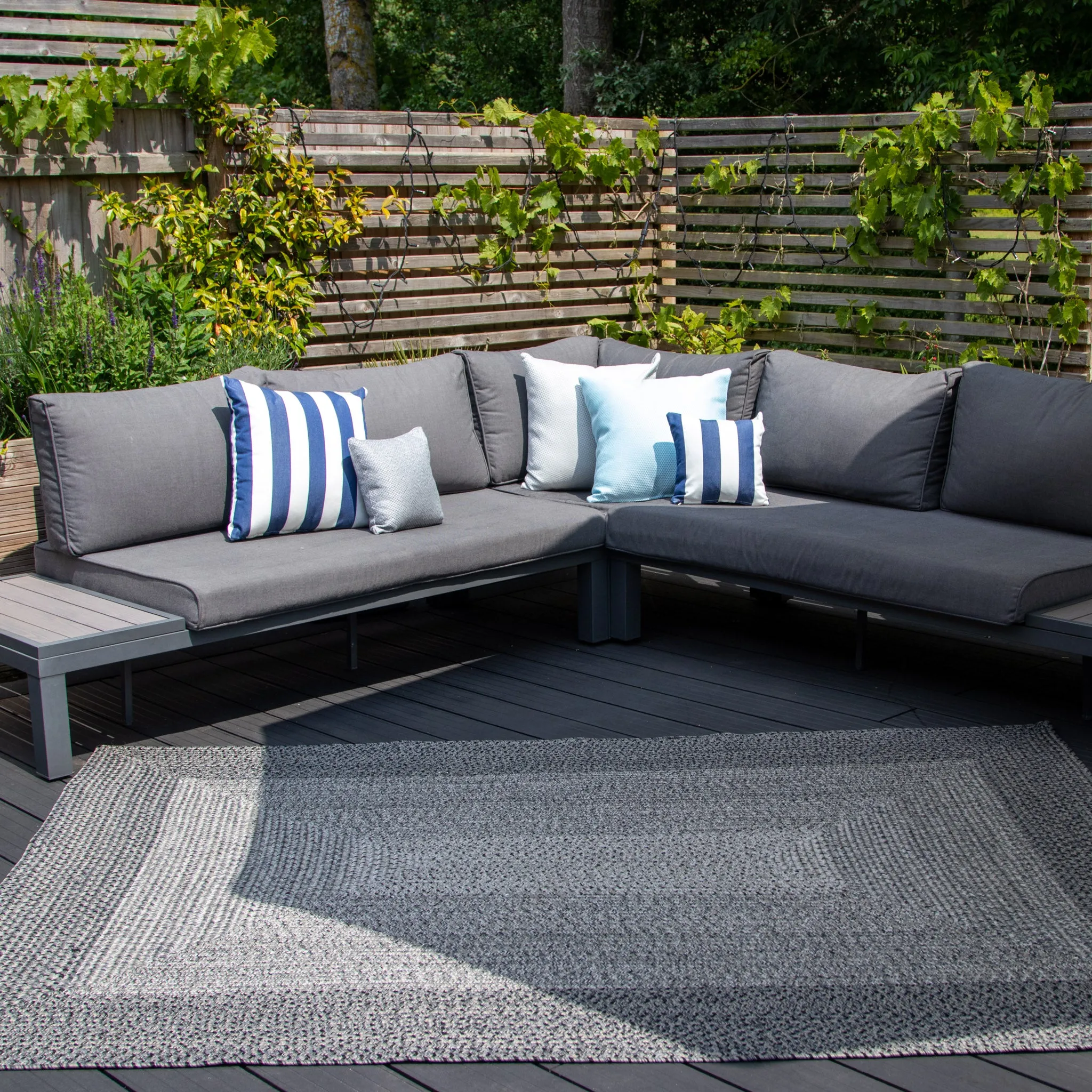 Artemis 290cm x 190cm Weatherproof Indoor and Outdoor Rug in Slate Grey