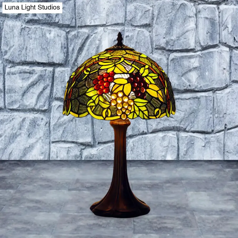 Émilie - Tiffany Single Bronze Finish Green Stained Glass Grapevine Night Light